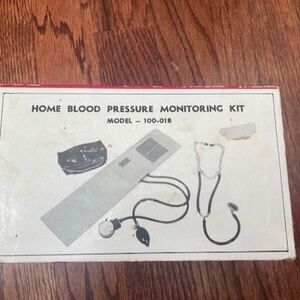 Vintage Lumiscope Home Blood Pressure Monitoring Kit Original Box Great Conditio